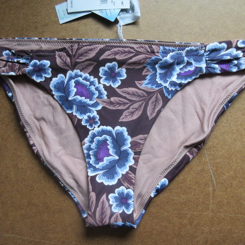 O'Neill 365 Casey Shirred Tab Separate Bottoms LG